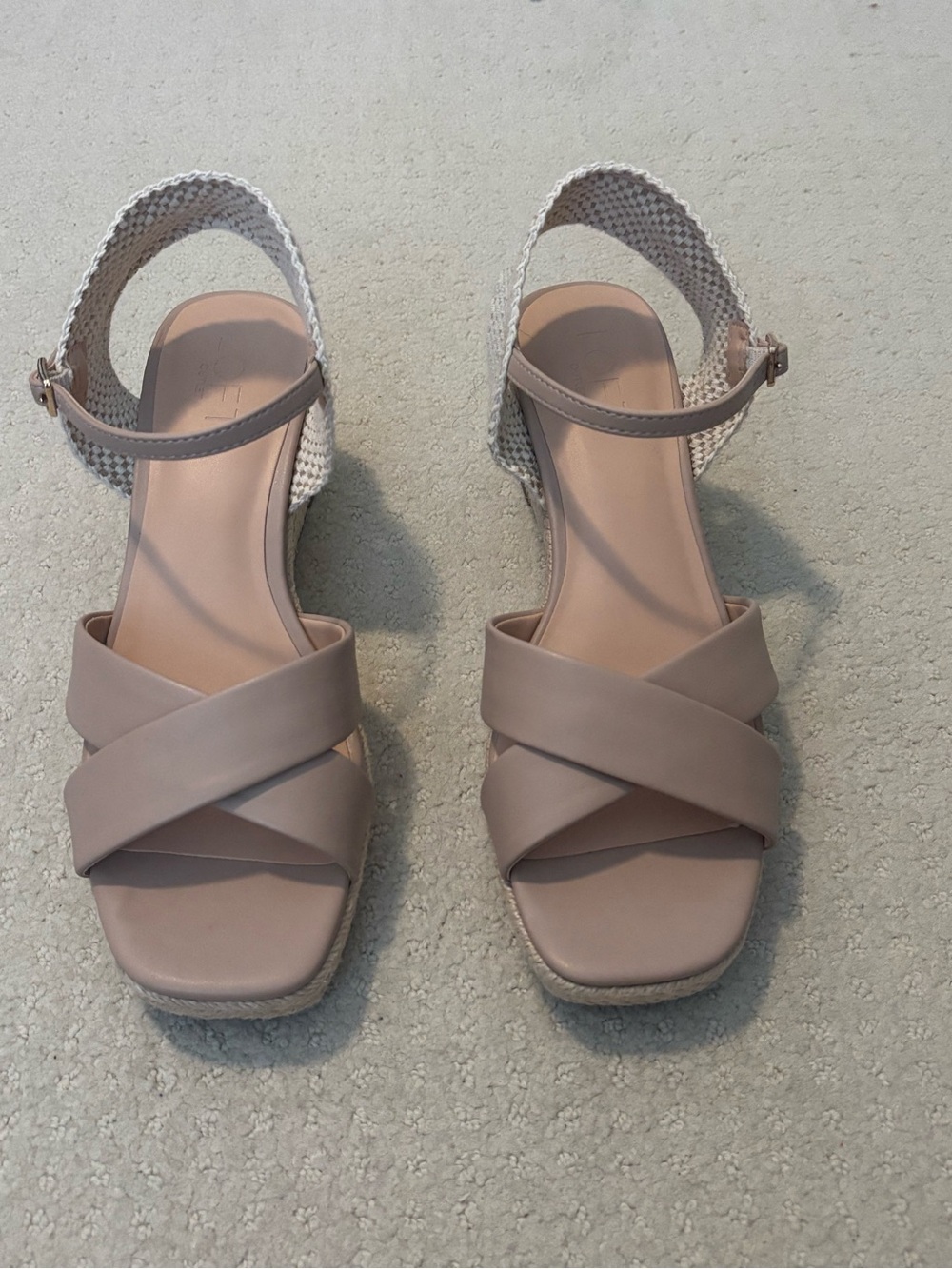 Loft Outlet Women'sw Neutral Cross-Strap Slingback Platform Sandals - Beige